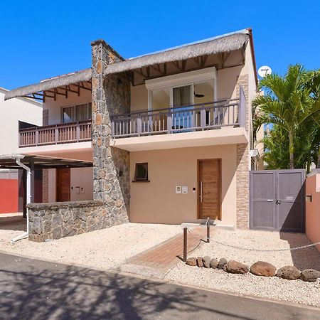 Villa Pearl, 3 Chambres, Piscine Privee A Pointe Aux Piments Exterior photo